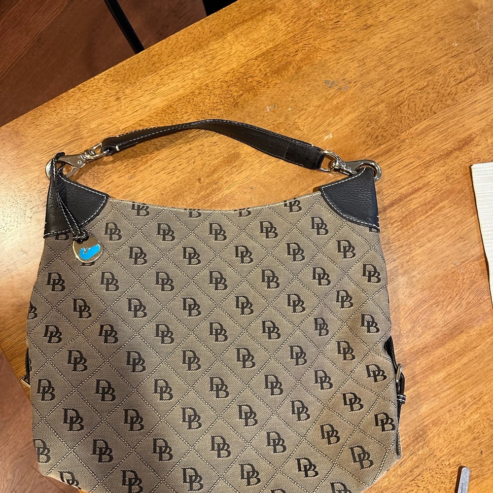 Dooney and Bourke purse